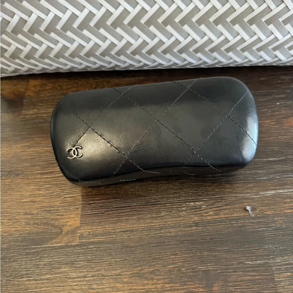 Chanel Sunglasses - Picture 2 of 9